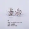 Brincos Studs de Osso da Orelha em Aço Titânio 316L com Zircônia Colorida Microincrustada para Cartilagem, Brincos Piercing para Orelha em Formato de Coração Borboleta de Comércio Exterior