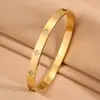 Pulseira de Ouro Transfronteiriça, Pulseira de Aço Titânio Parafusada Fashion e Versátil, Pulseira com Design Simples em Forma de Cruz com Fecho Oculto