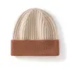 Novos Chapéus de Tricô de Cashmere Color Block para Meninos e Meninas, Chapéus Quentes de Tricô para Outono e Inverno, Chapéus de Pelúcia para Crianças, Chapéus para Frio ao Ar Livre