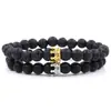 Pulseira de Pedra Energética Negra Fosca com Pontos Dourados e Areia Negra Turmalina para Usar na Mão com Microincrustação de Coroa Pequena para Homens