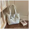 Nova bolsa de mão de luxo para mulheres, moderna e fashion, bolsa estilosa de ombro, casual e versátil para o trabalho e compras, bolsa de ombro