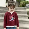 Camiseta elegante de manga larga para niña, nuevo modelo de primavera y otoño, con textura de gofre, efecto de dos piezas, top básico versátil y moderno para niños mayores
