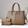 Bolso de mujer transfronterizo 2026 nuevo y elegante con bloques de color, bolsa grande, gran capacidad, elegante bolso tote de hombro para ir al trabajo, bolso para madre e hija