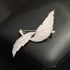 Broche Novo de Alto Valor, Corsage Exquisito de Folha, Design de Nicho, Alfinete Anti-Exposição, Acessórios de Vestuário para Homens e Mulheres