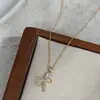 Corrente Elegante para Clavícula Banhada a Ouro Real com Zircônia Micro-incrustada Design de Nicho Feminino Colar de Laço Exquisito Simples Gargantilha