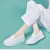 Zapatos de enfermera para mujer 2026 nuevo modelo de otoño, de suela blanda, transpirables, no fatigantes, zapatos blancos, de suela gruesa, antideslizantes, que aumentan la altura, zapatos de trabajo médicos