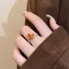 Nuevo Anillo Abierto de Hoja de Arce Roja con Circonita para Mujer, Anillo de Estilo de Lujo Ligero Retro de Nicho, Accesorio Versátil y Elegante
