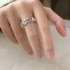 Novo Anel de Moeda com Zircônia Estilo Chinês para Mulheres, Retro Luxo Leve, Tendência de Moda Única, Anel Versátil