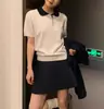 Suéter de malha feminina com lapela de polo bordada, manga curta, 2025 primavera e verão, explosão de cores, gola contrastante, top curto feminino