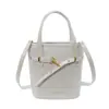 Bolsa de Balde Portátil para Mulheres, Estilo Coreano, Novo Modelo de Primavera, Bolsa de Ombro Versátil de Alta Moda, Bolsa Feminina com Design de Nicho 2026