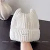 Gorro de Tricô Fofo Cor Sólida com Orelhas de Gato Estilo Japonês para Mulheres, Novo Gorro Versátil Casual de Inverno, Gorro Quente de Puxar