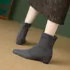 Botas Finas com Zíper Traseiro que Aumentam a Altura Interna 2025 Outono e Inverno Botas Curtas Costuradas para Mulheres Estilo Coreano Bico Quadrado Botas Meia-Calça Botas Juvenis