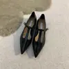 Elegantes zapatos de moda para mujer con punta fina, nuevo estilo bosque vintage primavera 2026 zapatos Mary Jane negros franceses de tacón bajo