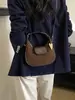 Bolso Pequeño Vintage de Lujo Ligero para Mujer Modelo Nuevo 2026 Bolso de Mano de Media Luna Bolso Cruzado para Viajes Diarios Bolso de Hombro Único Bolso de Axila Bolso Dumpling