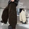 Pantalones de trabajo para niños 2026 estilo nuevo, colección de primavera para niños mayores, pantalones rectos geniales y elegantes para street dance, colección de primavera y otoño, modernos para niños