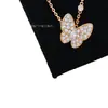 Collar de Trébol y Mariposa de Gama Alta para Mujer, Diseño de Nicho de Lujo Ligero, Cadena para Clavícula con Madreperla Blanca e Incrustación Completa de Diamantes, Regalo para Novia