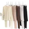 Prenda base para mujer con ribete de encaje, cuello alto medio, manga larga, elástica, adelgazante y ajustada al cuerpo, perfecta para usar en capas en otoño e invierno.