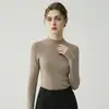 Suéter fino de lana estilo francés con cuello medio para mujer, de punto ajustado de manga larga como capa base, cálido y elegante, con una estética clásica de "dinero viejo".