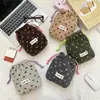 61262 Bolsa de Almacenamiento Suave de Terciopelo de Invierno con Forma de Corazón Pequeño Bolsa para Guardar Cosméticos de Estudiante Empaque de Productos para el Cuidado de la Piel para Viajes