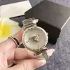 Relojes de Cuarzo Pequeños y Exquisitos para Mujer Moda Tendencia Nuevos Relojes de Cuarzo Relojes de Moda Casual para Mujer Relojes de Moda