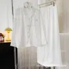 26 Pijamas Nuevos de Hielo Brillante, Modernos y Sencillos para Mujer, Set Creativo Nuevo y Cómodo de Ropa de Casa para Mujer