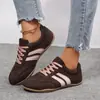 Zapatillas de entrenamiento retro alemanas para mujer, piel de ante, tres rayas, con cordones, zapatos casuales planos, zapatos de mujer de talla grande transfronterizos, una pieza