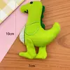 Venta al por mayor de muñecos de dinosaurio de algodón tridimensionales, ropa para niños, bolsos, zapatos, calcetines, bufandas, colgantes, accesorios, broche de peluche.