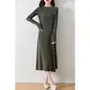 Vestido de lana Mujer Longitud media Otoño e Invierno Color liso Cintura ceñida Ajustado Holgado Rodilla Vestido suéter Falda de lana tejida