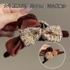 Pinzas para el pelo grandes de otoño e invierno para mujeres con cabello grueso, con un lujoso diseño de felpa, adecuadas para la parte trasera de la cabeza, accesorios para el cabello estilo pinza de tiburón