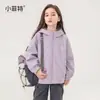Nova coleção de outono Xiaofit 2026: jaqueta softshell versátil para meninas, corta-vento estiloso e casual para crianças mais velhas