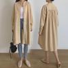 Foto Real de Novas Camisas Femininas Coreanas de 2024 com Design Único, Jaqueta Corta-Vento Simples e Confortável de Comprimento Médio