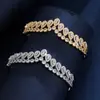 Brazalete Abierto de Circonita Cúbica Ondulada de Lujo Ligero Elegante de Gama Alta Moda Versátil para Bodas Banquetes Viajes Regalo