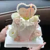 Decoração de Bolo para o Dia dos Namorados Chinês de 2025 Ornato Borboleta Sinfonia Pérola Amor Feriado Feliz Acessórios Plug-in