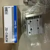 Em Estoque Cilindro Miniatura SMC com Haste Guia Mgj10-15 Cm-C020B