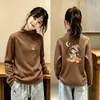 2026 Outono/Inverno Nova Camiseta de Manga Longa para Meninas Camada Base Lã Alemã Infantil Estilosa Quente Crianças Médias e Grandes Top Versátil