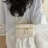 Bolsa Transversal de Ombro Único para Mulheres Estilo Verão 2026 Mini Bolsa Matelassê Versátil para o Dia a Dia Pequena Bolsa de Caixa com Corrente Estilo Chanel