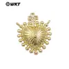 WT-MP293 Moda Europeia e Americana Dourado e Prata Duas Cores 18k Design de Coração Microcravejado Zircônia Cruz Acessórios Pingente