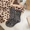 Novas Meias Estampa de Leopardo para Mulheres, Meias de Cano Médio, Meias Arrastão Estilosas com Estampa Animal para Primavera e Outono, Versáteis e da Moda, Meias Longas para Mulheres