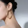 Brincos de Círculo de Metal Liso Estilo Europeu e Americano, Brincos de Personalidade Estilo Minimalista Cool, Brincos Versáteis Estilo Ins para Mulheres Venda por Atacado