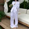 Traje Estilo Old Money com Toque de Luxo, Primavera e Outono 2026 Camisa Roxa Relaxada e Casual para o Intelectual e Discreto
