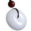 Colgante de hebilla de jade blanco Hetian de Xinjiang al por mayor, colgante de hebilla gruesa de jade de grasa de oveja, colgante para llave de coche