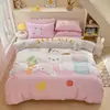 Juego de ropa de cama de cuatro piezas de algodón puro de Cinnamoroll para niños, funda de edredón, sábana, sábana bajera, faldón de cama, para dormitorio de niñas, juego de tres piezas