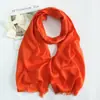 Comércio Exterior Transfronteiriço Moda Novo Lenço de Cor Doce para Mulheres Xale Respirável de Viscose Monocromático Lenço de Algodão e Linho Barba Curta Cor Pura