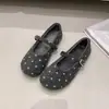 Zapatos planos versátiles, estilo Mary Jane de punta poco profunda 2026, diseño de lunares estilo coreano, nueva colección de otoño