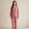 Fabricante Personaliza Pijama de Malha Modal Dupla Camada Manga Curta Calça Longa para Relaxar, Pijama de Gaze Manga Longa Casal Primavera-Verão