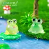 Produto novo transfronteiriço: adorável, de olhos grandes, sapinho em miniatura que brilha no escuro, acessório de decoração DIY, pequeno ornamento de mesa