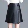 Calça saia curta feminina irregular, novo modelo 2026, shorts de couro, outono e inverno, preto, versátil, cintura alta, perna larga, saia-calça, moderna