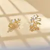 Moda Europea y Americana Tendencia de Lujo Ligero Pendientes de Perlas de Fuegos Artificiales con Agujas de Plata S925 y Pendientes de Coral Incrustados con Diamantes de Criaturas Marinas