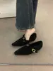 Zapatos negros de fieltro para mujer, nuevos para otoño e invierno 2025, de tacón alto, cálidos, con forro de pelo gris, punta fina y aumento de altura interior