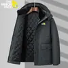 Comercio Exterior Europeo y Americano Más Vendido Terciopelo Engrosado Longitud Media Ropa de Invierno para Papá Ropa de Invierno Nueva Cálida de Algodón para Personas de Mediana Edad y Mayores